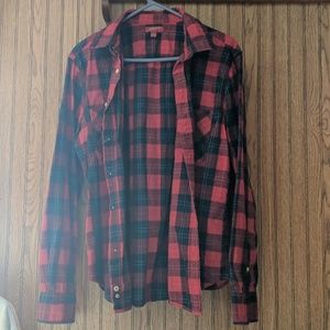 Arizona plaid button up shirt